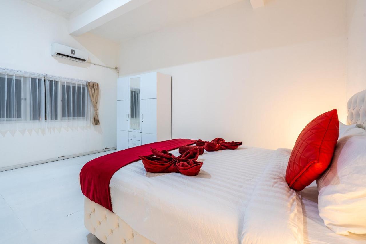 Luxury Minimalist Villa White Angel In Seminyak 외부 사진